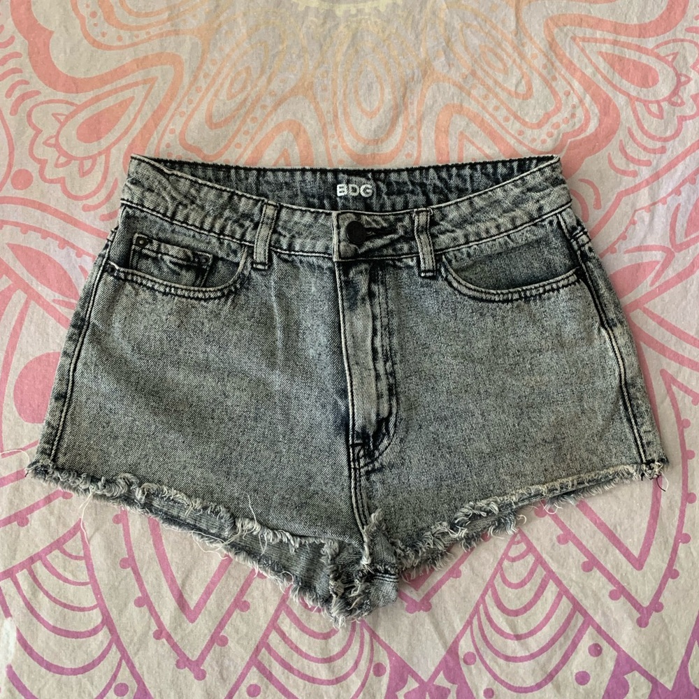 UO grey washed shorts